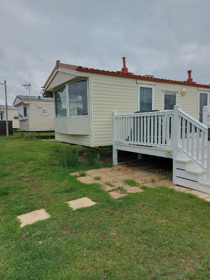 Holiday Caravan Clacton-on-Sea Extérieur photo