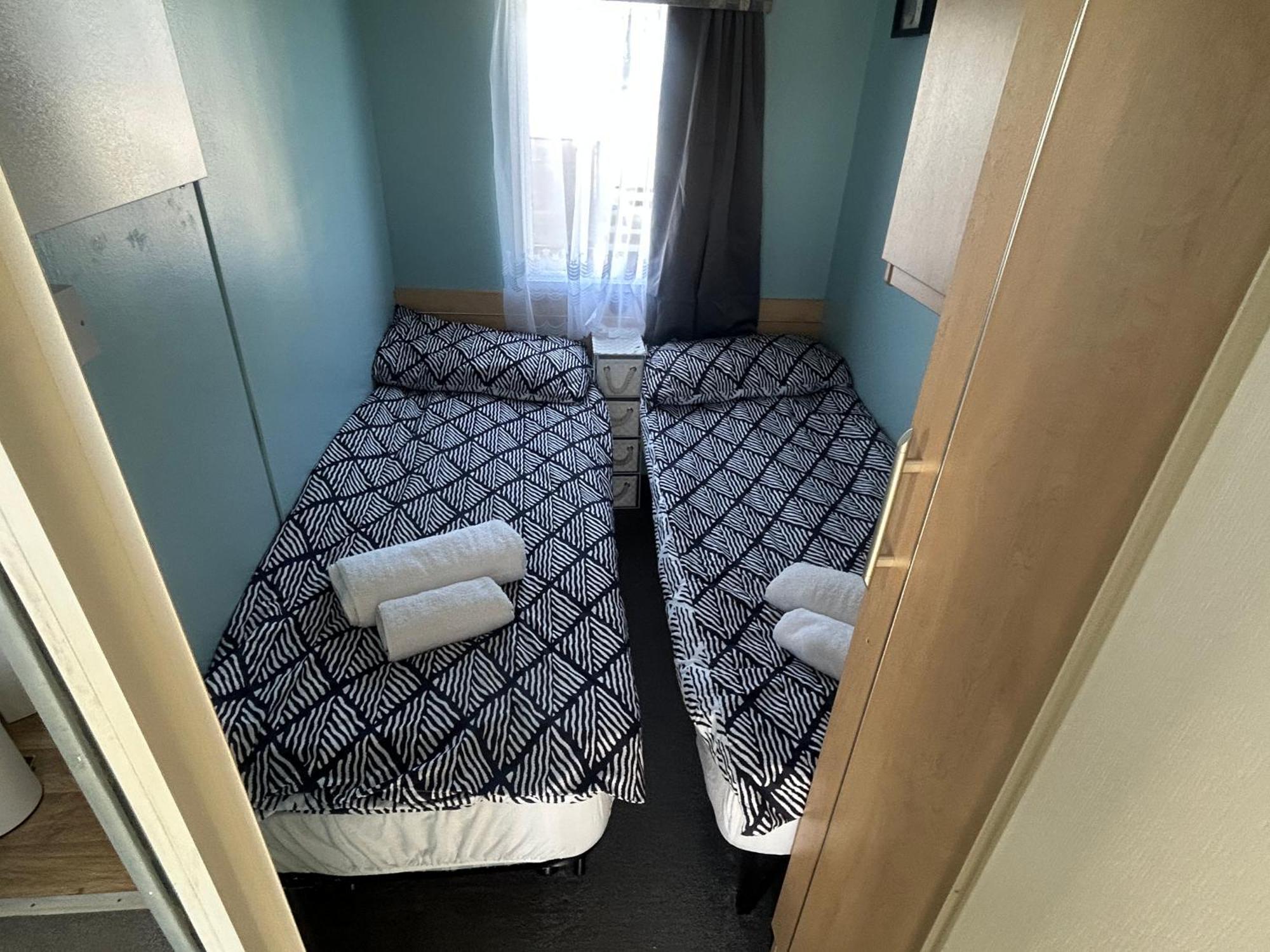 Holiday Caravan Clacton-on-Sea Extérieur photo